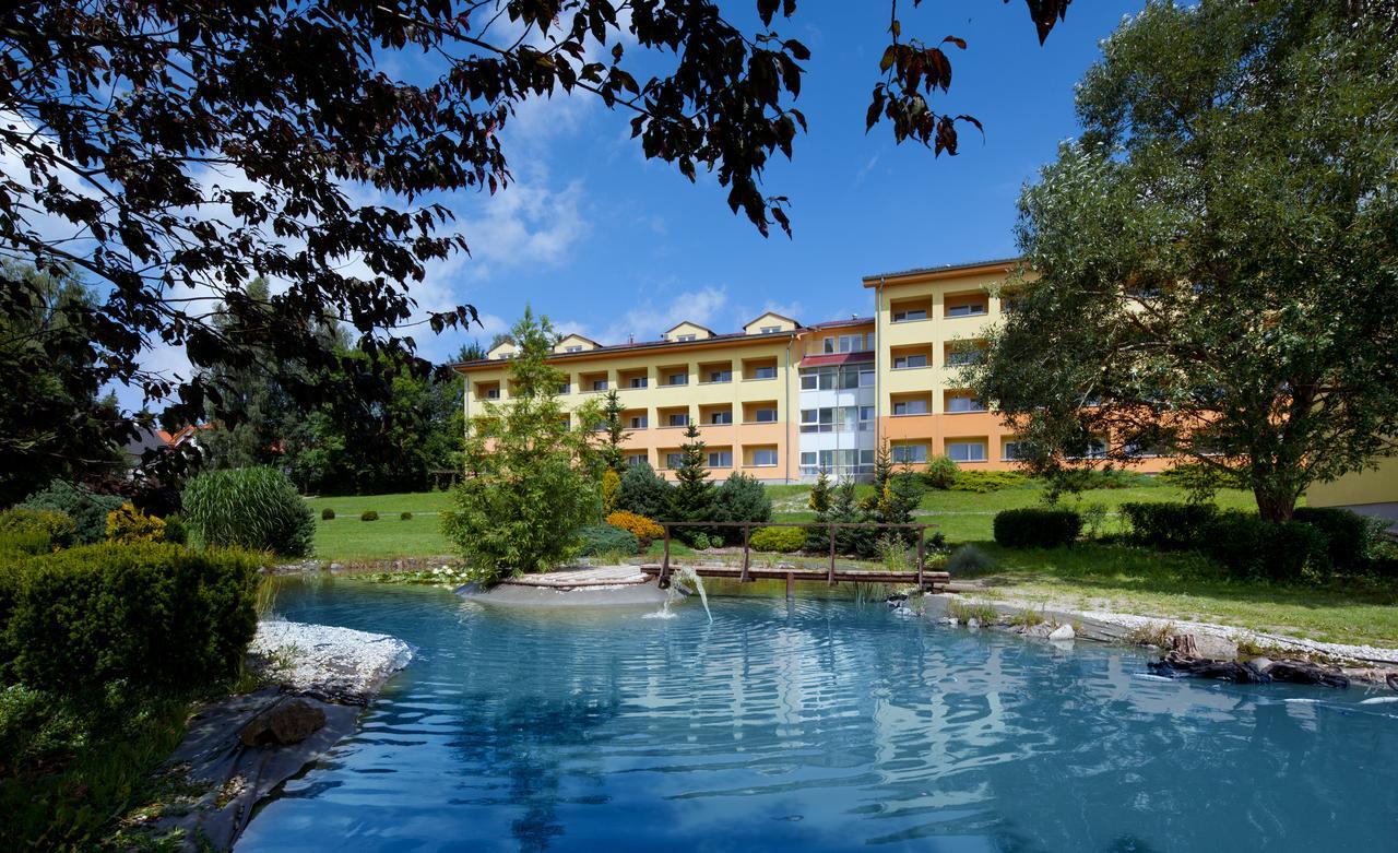 Lipno Wellness - Frymburk Hotel Private Family Room Екстер'єр фото