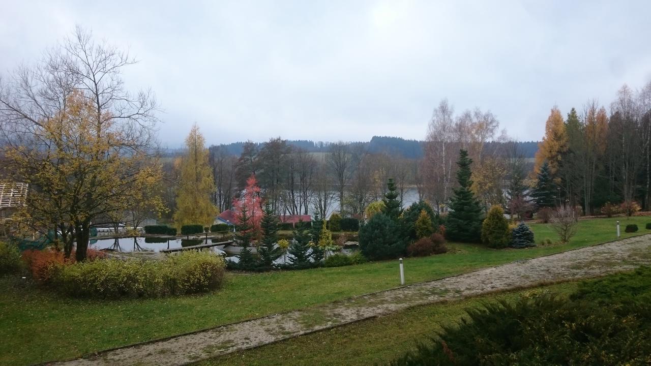 Lipno Wellness - Frymburk Hotel Private Family Room Екстер'єр фото