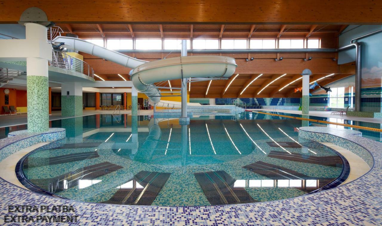 Lipno Wellness - Frymburk Hotel Private Family Room Екстер'єр фото